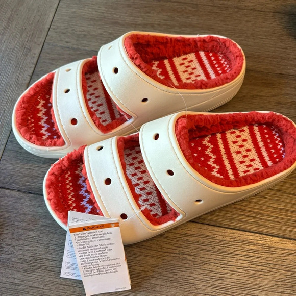 CROCS Men’s sizes Cozy Fuzzy Sandals NWT - Picture 3 of 9